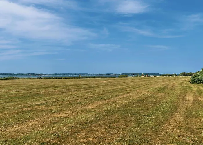 Three-Bedroom Holiday Home In Svendborg 펜션 스벤보르