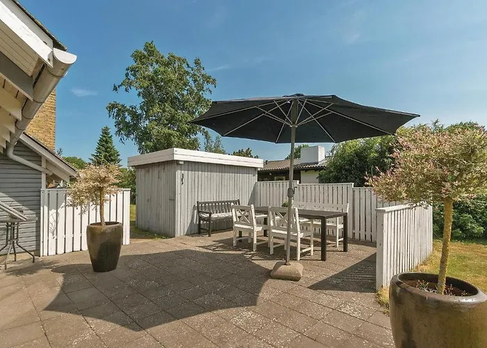 펜션 Three-Bedroom Holiday Home In Svendborg 스벤보르